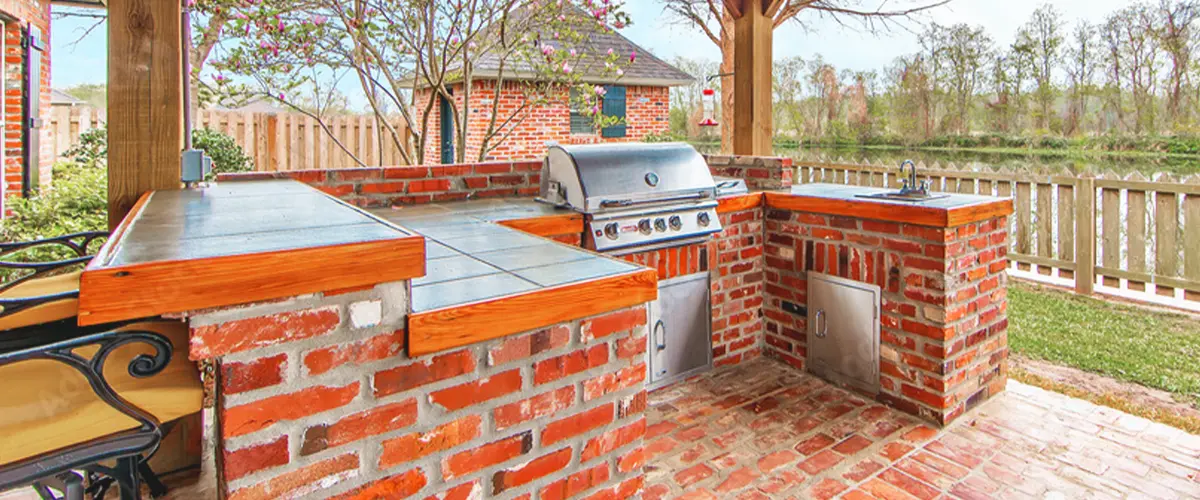 Outdoor Kitchen With Red Bricks in Texas
